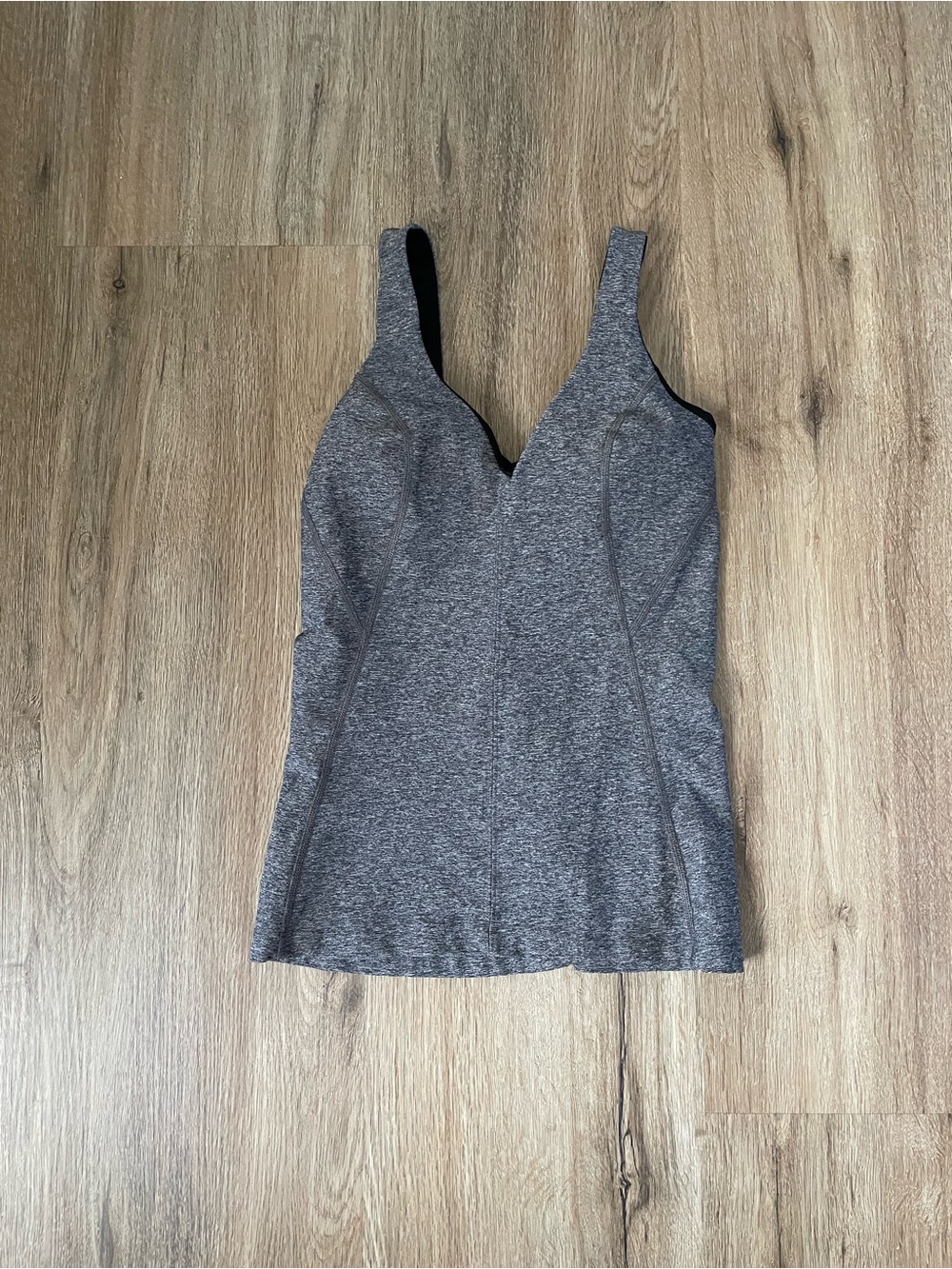 Lululemon tank top size 2